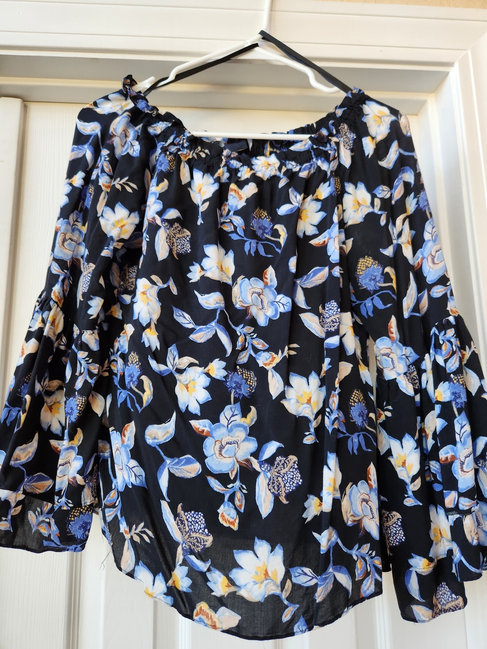 WHBM, Blue Floral Off-Shoulder Blouse - Black with Blue & White Flowers